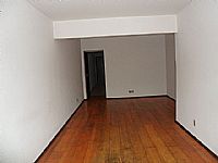 Vende-Se um timo apartamento no centro com 3 quartos sendo uma sute garagem valor R$ 550.000.00 mil 